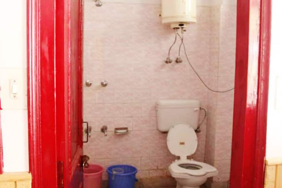 Seraj Home Stay